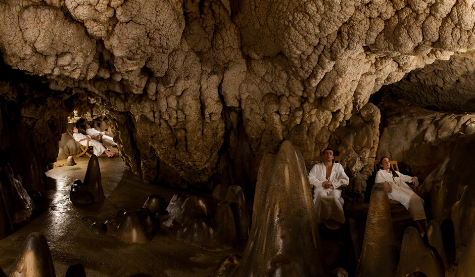 Grotta Giusti